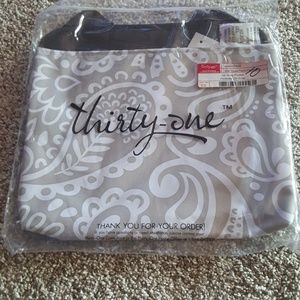 Thirty one oh snap pocket